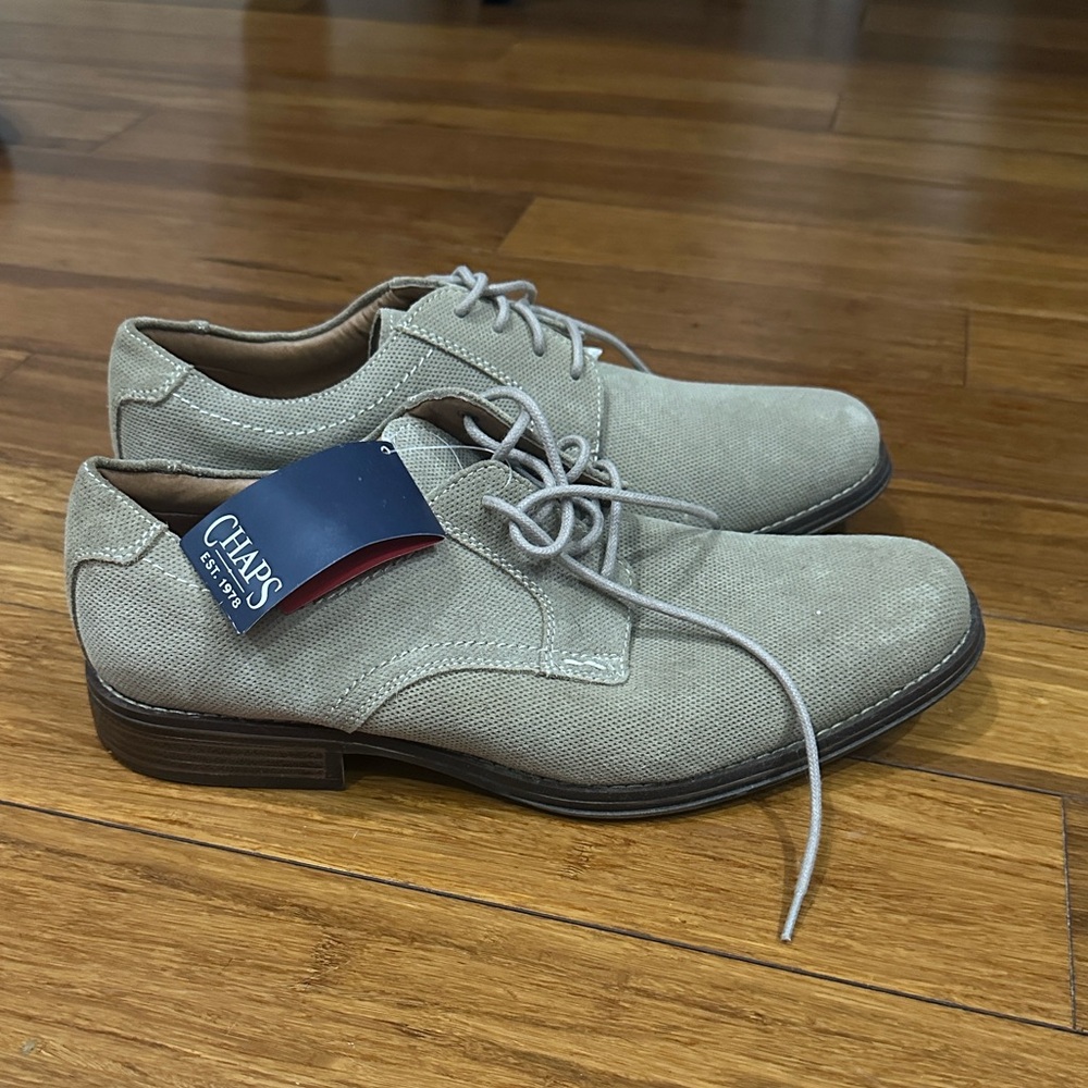 NWT Chaps Men's tan Oxford Shoes